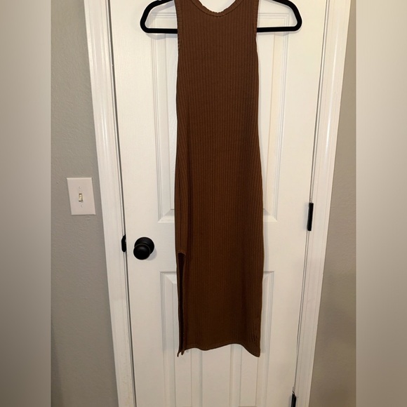 Nasty Gal Ribbed Racer Midi Dress - Picture 9 of 9